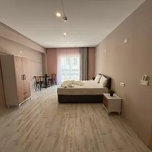 ホステル サクラ ホステル&パブ